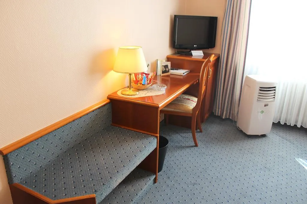 نورنبيرغ Hotel Am Heideloffplatz